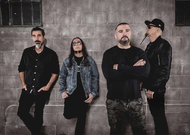 System of a Down abre tiendas pop-up en Europa con merch exclusivo