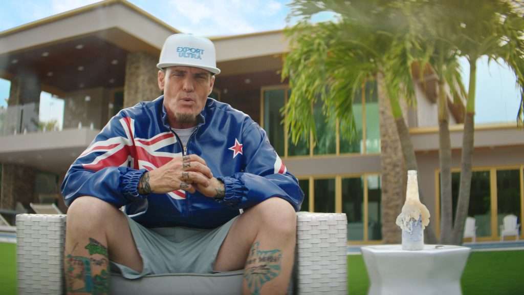 Vanilla Ice dice que tocaría para Putin e Irán ante éxodo de artistas en festival de Trump