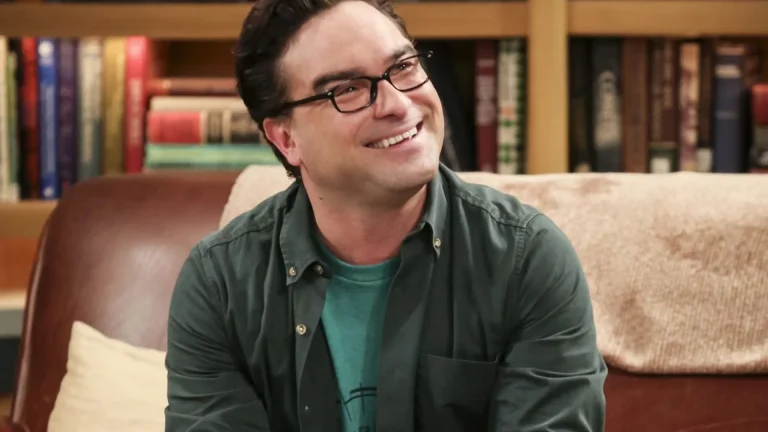 Johnny Galecki vuelve al teatro tras siete años de silencio