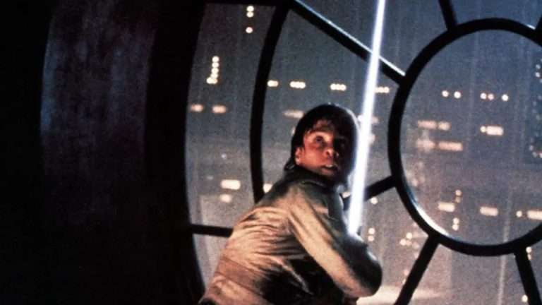 Sable de ‘Luke Skywalker’ se vende por $3.75 millones en subasta