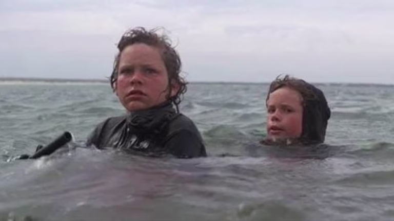 El niño que apareció en ‘Tiburón’ revela cuántos ataques de tiburones ha sufrido en la vida