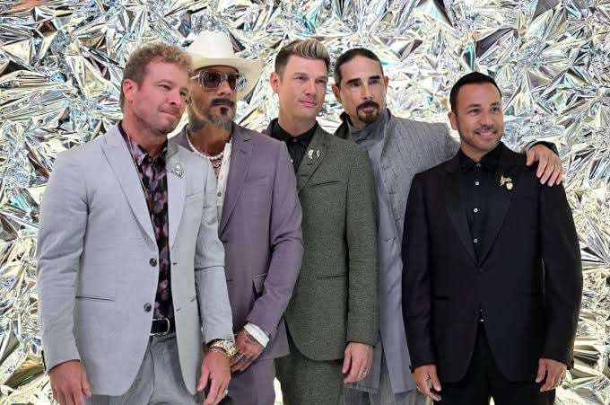 Los Backstreet Boys invitan a Snoop Dogg a su residencia en Las Vegas