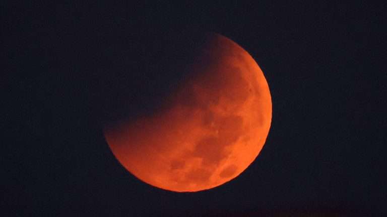 Imágenes espectaculares del eclipse lunar 2026
