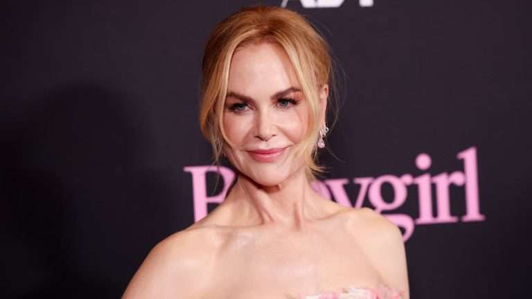 Lentes y peluca: así disfruta Nicole Kidman en Ibiza
