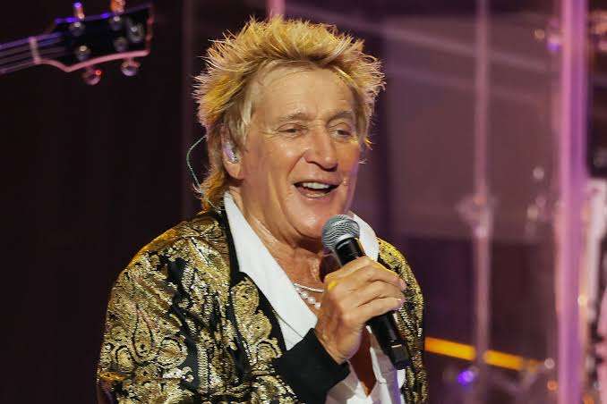 Rod Stewart cancela el resto de su gira de despedida, ¿por qué?