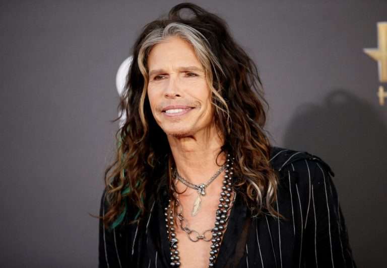 Steven Tyler obtiene victoria antes del juicio por abuso sexual