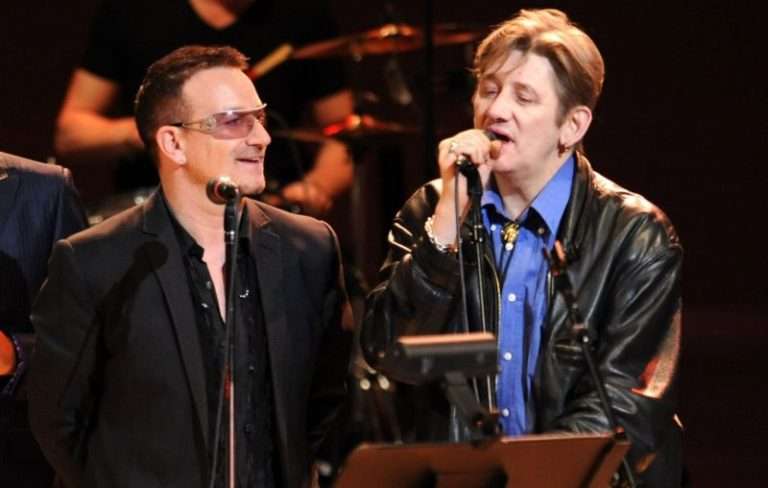 U2 comparte nueva versión de «Yeah, Yeah, Yeah, Yeah, Yeah» de The Pogues