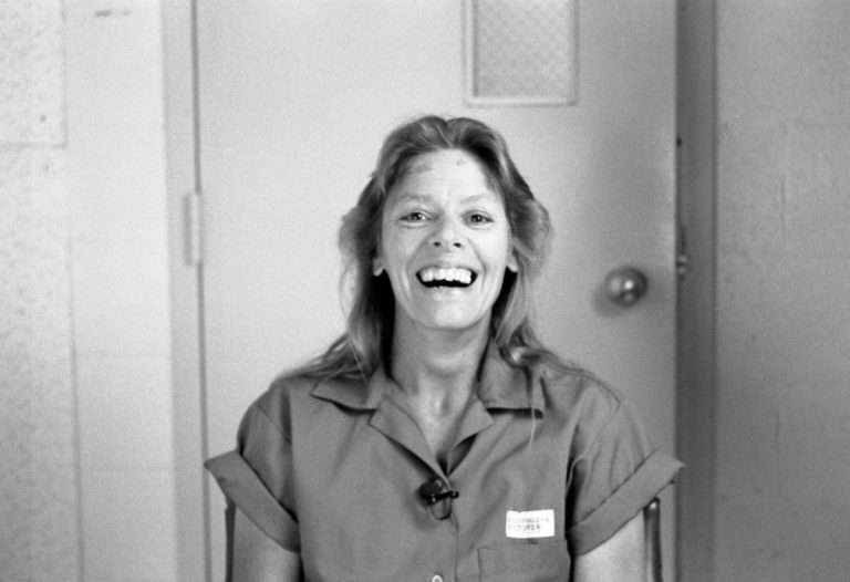 ¿Quién fue Aileen Wuornos y por qué esta asesina en serie aparece en ‘Monster’ de Netflix?