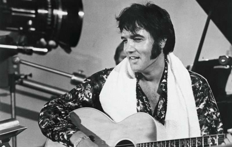 Anthropic es demandada por usar 274 canciones de Elvis Presley sin permiso
