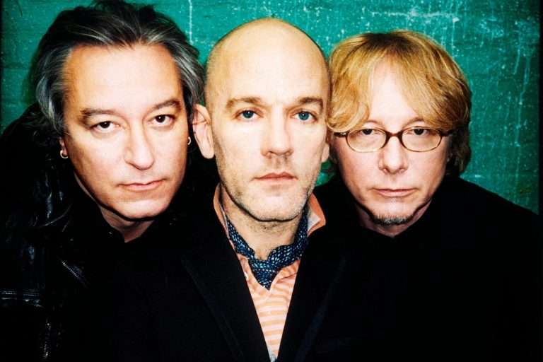 REM anuncia reedición del 25 aniversario de ‘Reveal’: incluye una sesión inédita