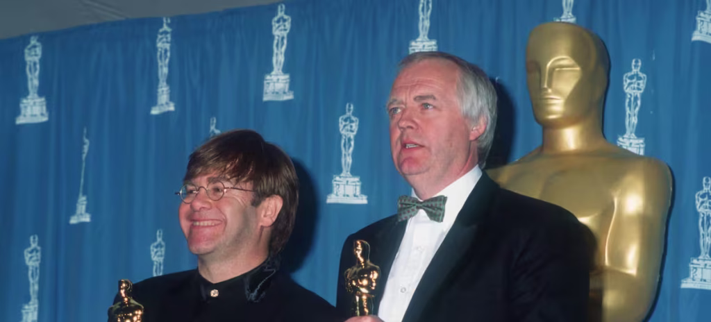 La llamada que cambió la carrera de Elton John