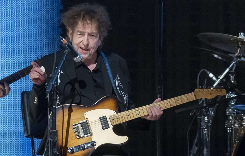 Bob Britt aclara las razones de su salida de la banda de Bob Dylan