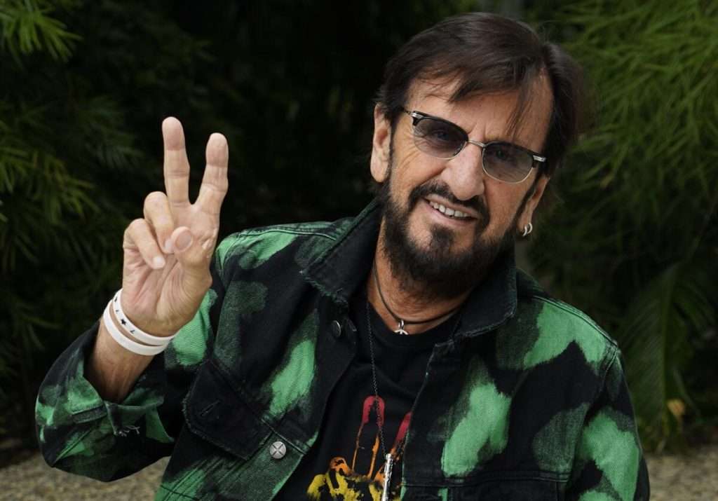 Ringo Starr recibe doctorado honoris causa a sus 86 años